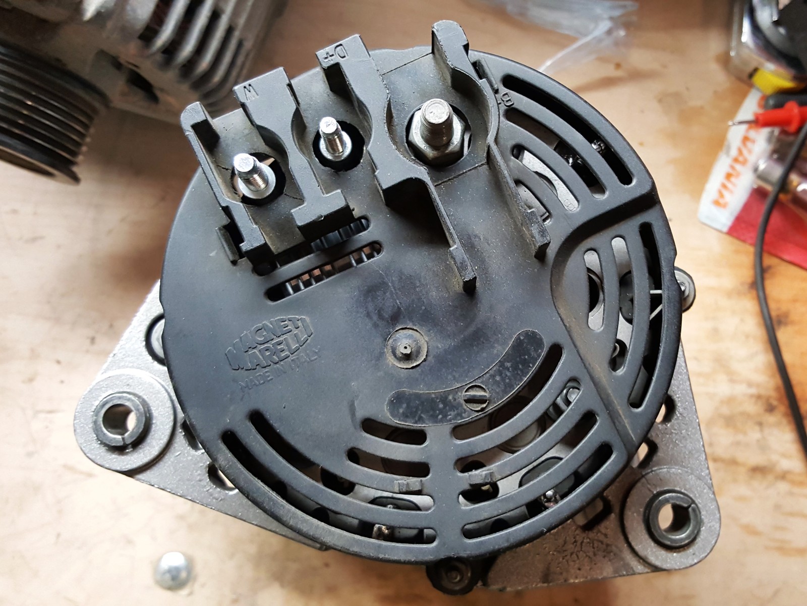 thumbnail image 2 of Uprated 120AMP Alternator For Land Rover Defender/Discovery 300TDI (3-Bolt) - 54022459, AMR4248 2 of 6